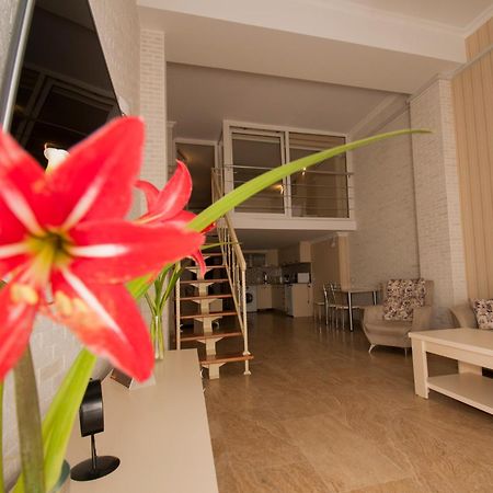 Orbi Apart Hotel In Front Of Aquapark Batumi Exterior photo